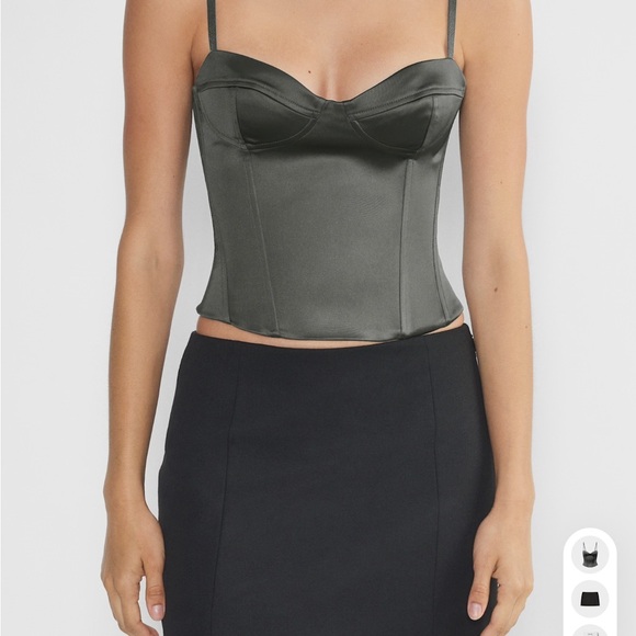 Aritzia Tops - Aritzia dazzle satin blazer